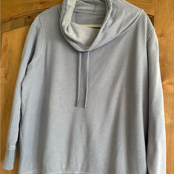 Calvin Klein Tops - Calvin Klein Light Gray Hoodie